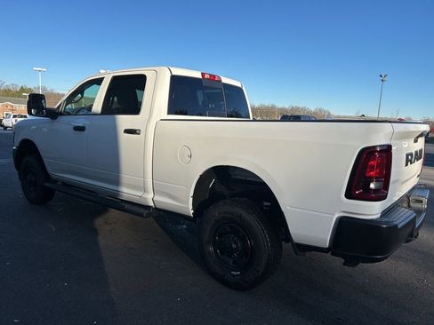 New 2026 RAM 2500 Tradesman AWD/4WD image 5