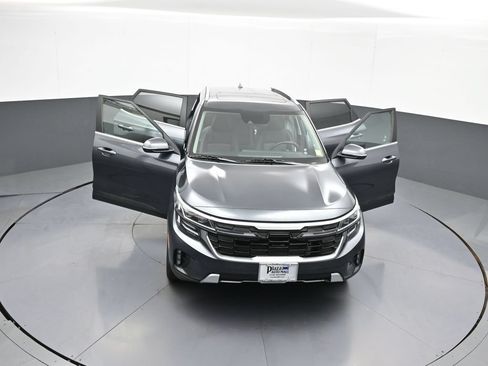 Certified 2025 Kia Seltos SX w/ SX Sunroof Package AWD/4WD image 47