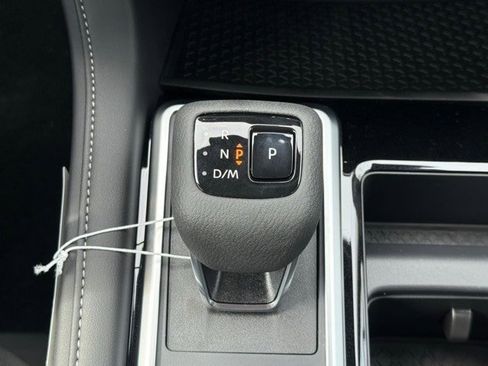 New 2025 Nissan Pathfinder SV image 30