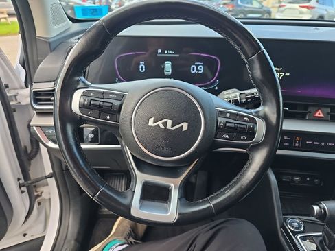 Used 2023 Kia Sportage EX AWD/4WD image 14