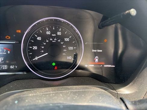 Used 2022 Honda HR-V EX image 2