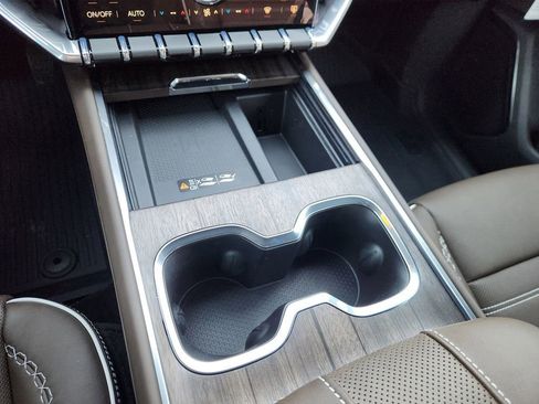 New 2026 GMC Acadia Denali Ultimate w/ LPO, Floor Liner Package image 15