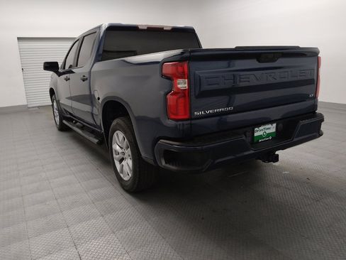Used 2021 Chevrolet Silverado 1500 Custom w/ LPO, Dark Essentials Package RWD image 5