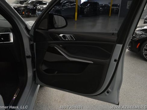 Used 2024 BMW X7 xDrive40i w/ M Sport Package image 42