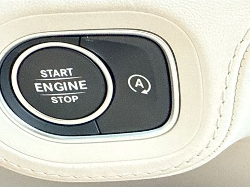 Used 2026 Mercedes-Benz GLE 53 AMG 4MATIC image 36