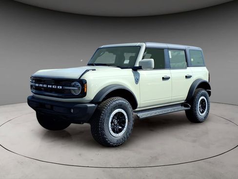 New 2026 Ford Bronco Outer Banks AWD/4WD image 1
