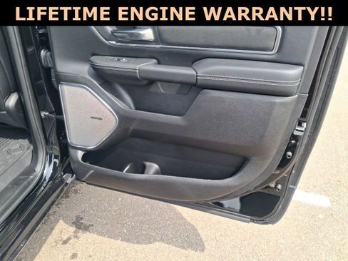 New 2026 RAM 1500 Laramie AWD/4WD image 23