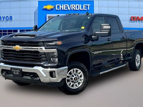 Used 2024 Chevrolet Silverado 2500 LT w/ All Star Edition image 3