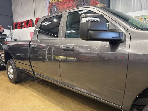 Used 2024 RAM 2500 Tradesman w/ Chrome Appearance Group AWD/4WD image 40