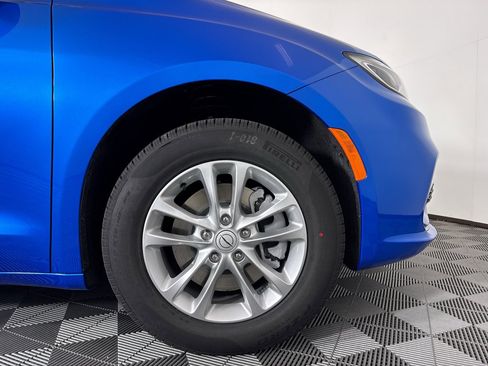 New 2026 Chrysler Pacifica Select AWD/4WD image 24
