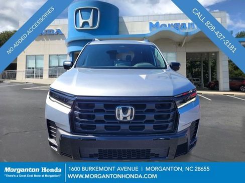 New 2026 Honda Pilot Sport image 9
