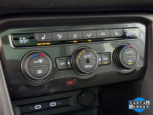 Used 2021 Volkswagen Tiguan SE R-Line image 16