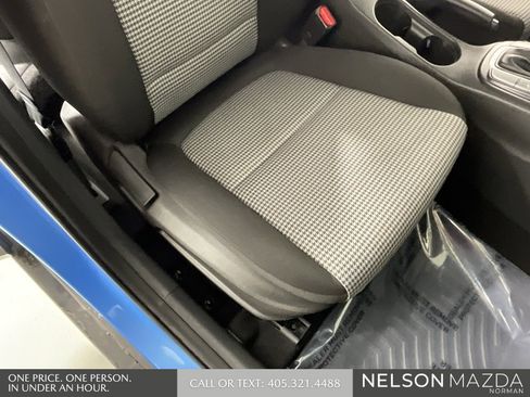 Used 2021 Hyundai Kona SE image 28