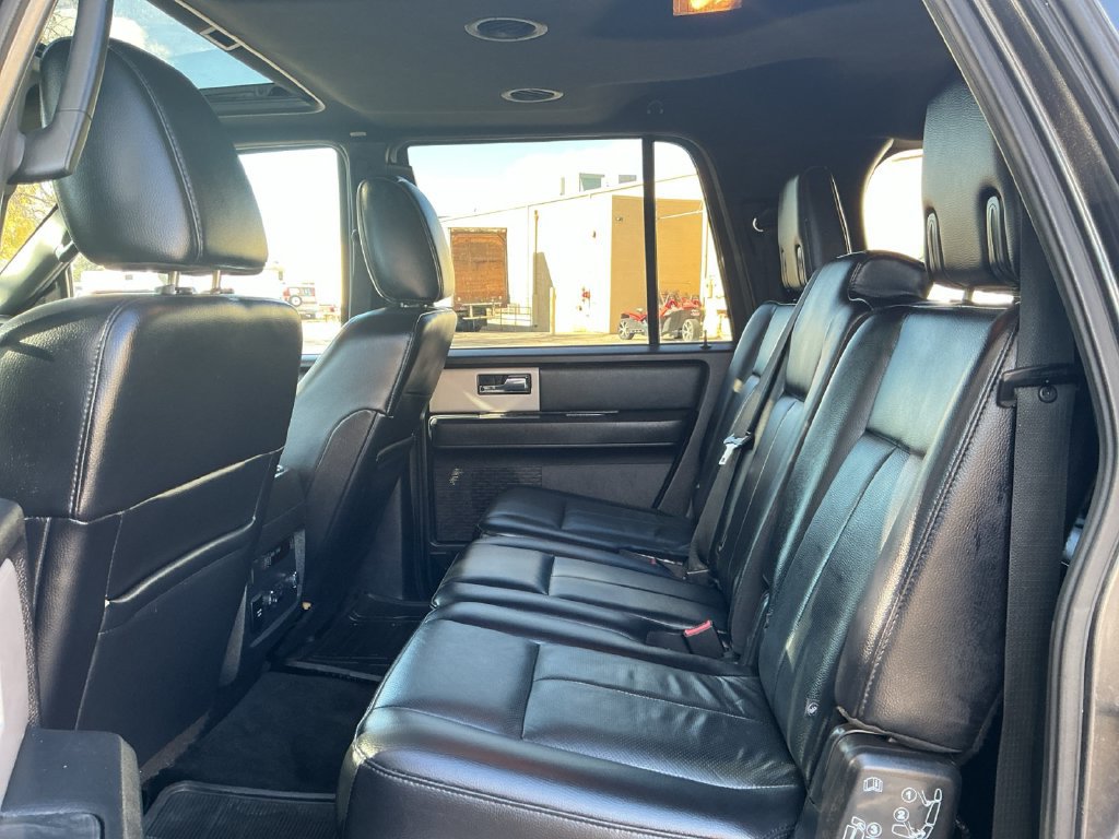 Used 2017 Ford Expedition EL Limited w/ Equipment Group 301A AWD/4WD image 27