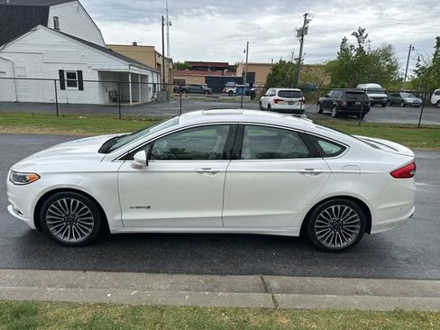 Used 2017 Ford Fusion Platinum FWD image 28