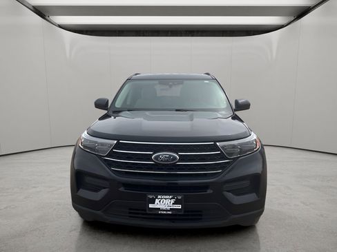 Used 2021 Ford Explorer XLT AWD/4WD image 8