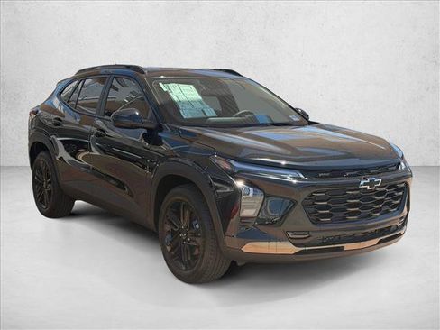 New 2026 Chevrolet Trax ACTIV w/ Sunroof Package FWD image 6