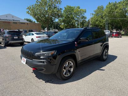 Used 2019 Jeep Cherokee Trailhawk w/ Comfort/Convenience Group
