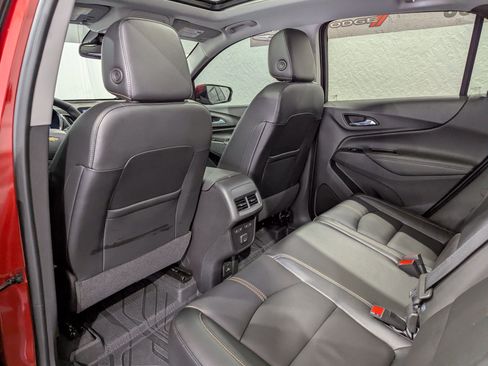Used 2023 Chevrolet Equinox Premier AWD/4WD image 10