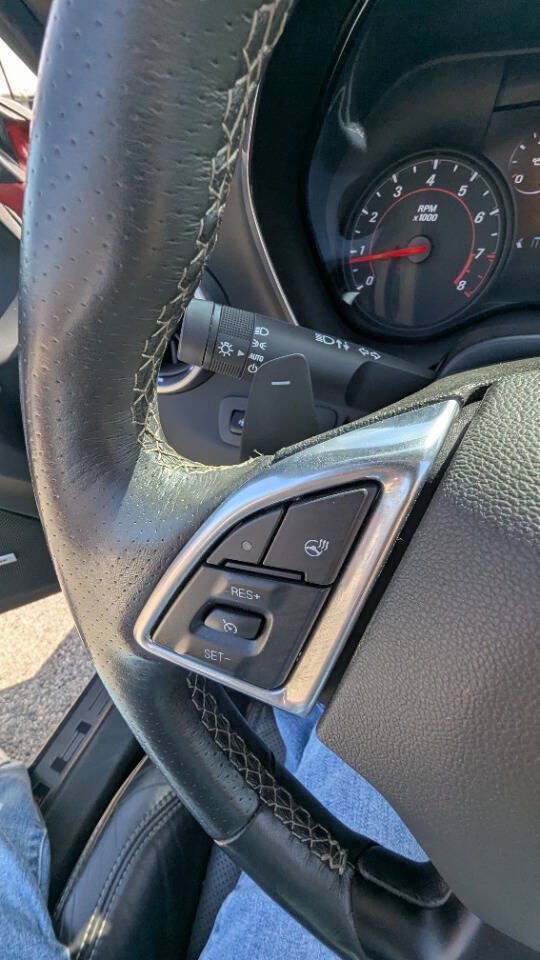 Used 2017 Chevrolet Camaro LT RWD image 39
