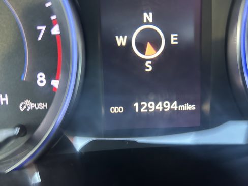 Used 2017 Toyota Highlander Limited AWD/4WD image 29