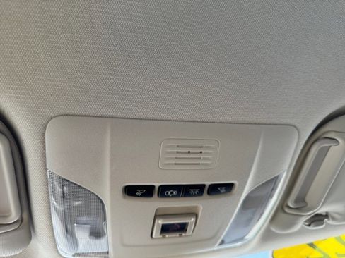 Certified 2022 Toyota Corolla LE image 25