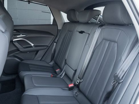 New 2025 Audi Q5 2.0T Premium Plus image 9