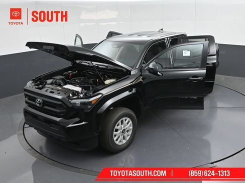 Used 2025 Toyota Tacoma SR RWD image 47