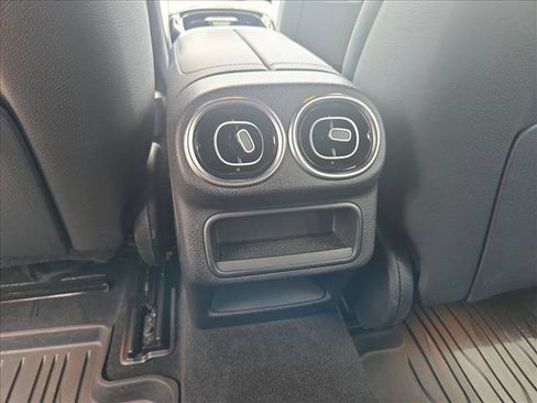 Certified 2023 Mercedes-Benz GLC 300 image 15