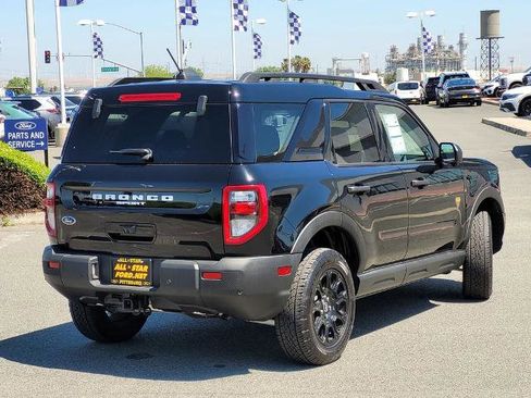 Certified 2025 Ford Bronco Sport Badlands AWD/4WD image 4