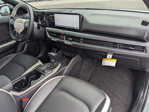 Used 2025 Kia K4 GT-Line Turbo image 14
