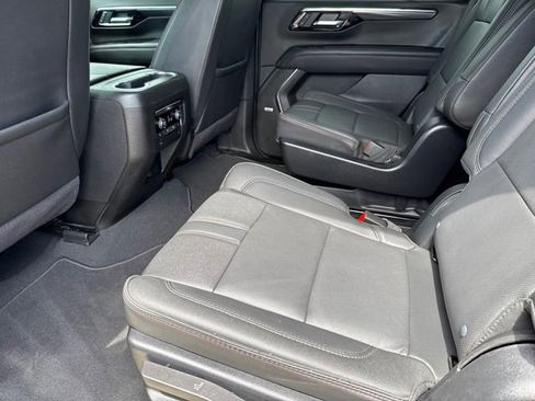 Used 2025 Chevrolet Tahoe RST w/ Comfort Package image 18