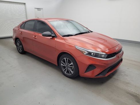 Used 2024 Kia Forte LXS w/ LXS Technology Package FWD image 11