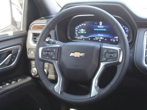 Used 2023 Chevrolet Tahoe Premier w/ Premium Package 2 AWD/4WD image 24