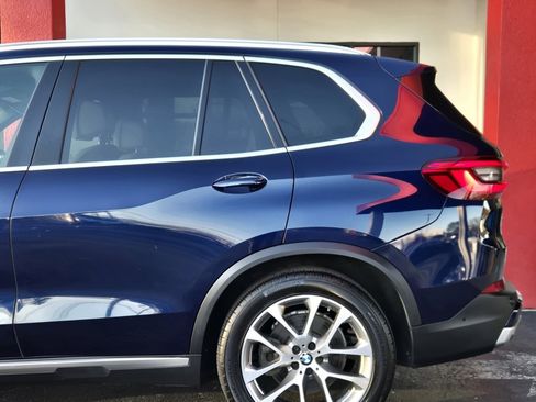 Used 2020 BMW X5 xDrive40i w/ Luxury Seating Package image 6
