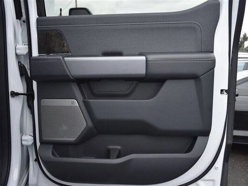 Used 2023 Ford F250 Lariat w/ FX4 Off-Road Package image 26