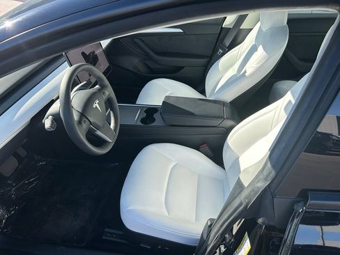 Used 2023 Tesla Model 3 Standard Range RWD image 13