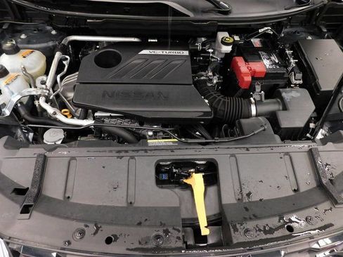Used 2023 Nissan Rogue SV image 58
