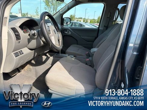 Used 2019 Nissan Frontier SV RWD image 10