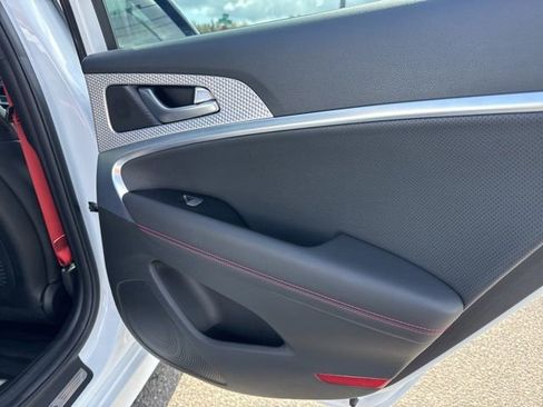 Used 2023 Genesis G70 2.0T w/ Sport Prestige Package image 11