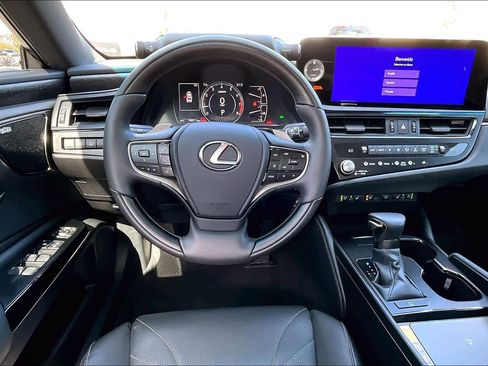 Used 2024 Lexus ES 350 w/ Accessory Package (Z1) image 5