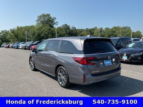 Certified 2026 Honda Odyssey Touring image 3