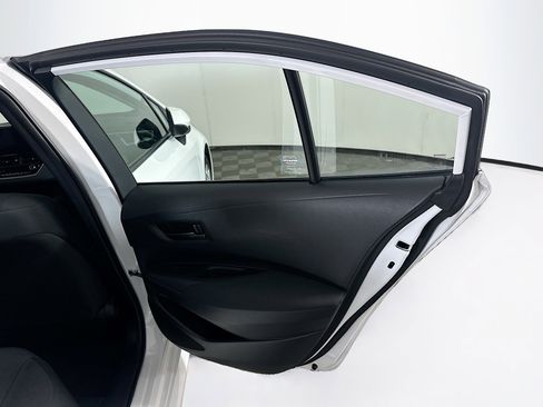 Used 2024 Toyota Corolla LE FWD image 29