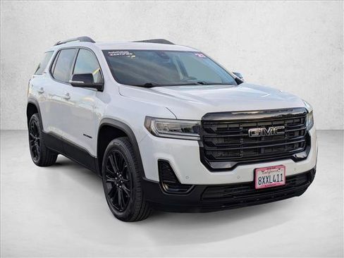 Used 2021 GMC Acadia SLE w/ Elevation Edition image 3