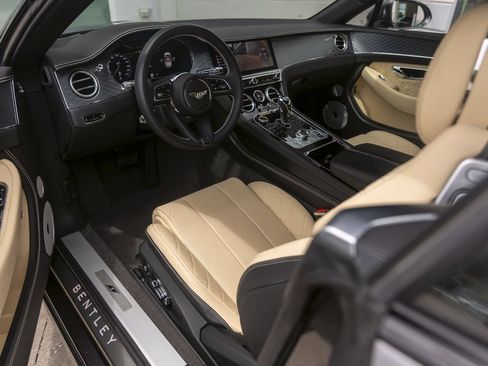Certified 2024 Bentley Continental GT V8 AWD/4WD image 24