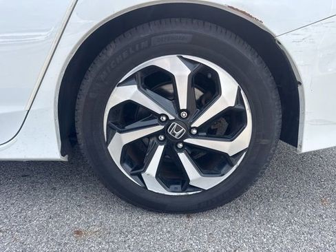 Used 2016 Honda Accord EX-L image 12