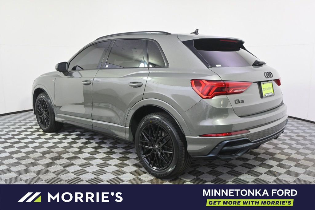 Used 2020 Audi Q3 2.0T Premium Plus w/ Premium Plus Package AWD/4WD image 3