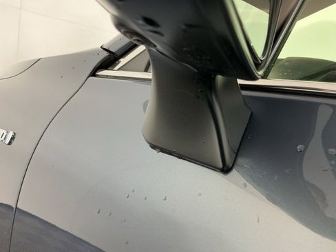 Used 2021 Toyota Venza Limited w/ Advanced Technology Package image 11