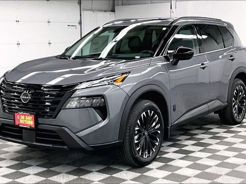 New 2026 Nissan Rogue SV FWD image 3