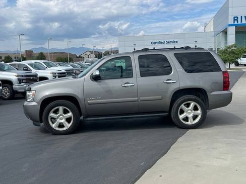 Used 2007 Chevrolet Tahoe LTZ w/ LTZ Preferred Equipment Group AWD/4WD image 2